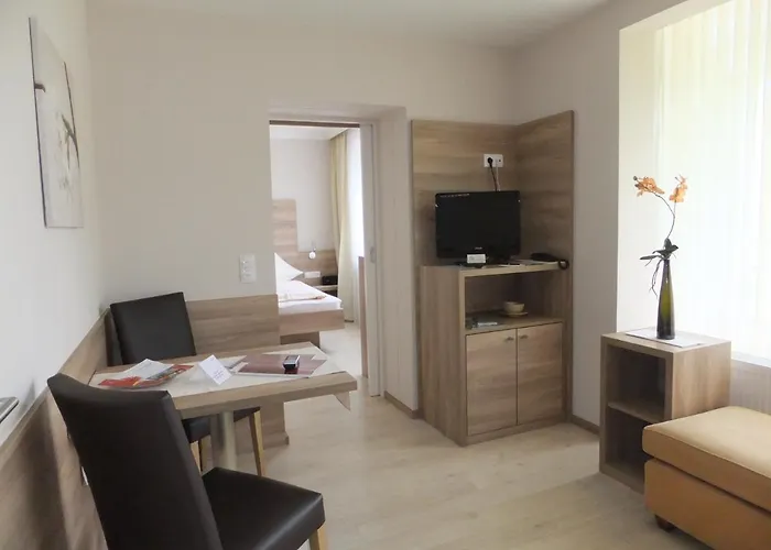 Christine Apartahotel 3*